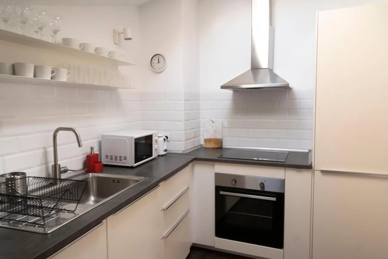 Bhost - El Duplex De Berta Apartment Malaga